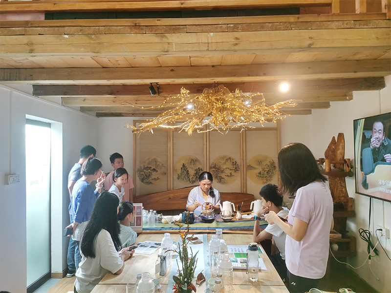 “淇澳島社區(qū)科(kē)普學堂”公益課程 “淇澳島社區(qū)科(kē)普學堂”公益課程