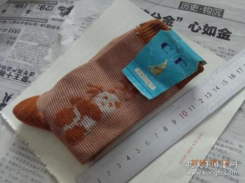 天津织袜厂乘风熊猫袜 一双袜子承载的城市记忆与品质坚守